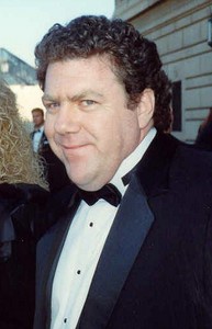 A Picture of George Wendt