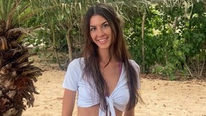 A Picture of Isabelle Tate