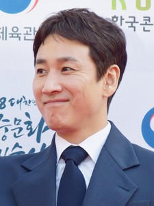 A Picture of Lee Sun-kyun