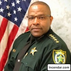 Florida Man sheriff directs deputies to arrest pregnant Florida Woman corrections officer (his ex-mistress) who he claims is stalking him